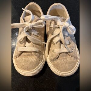 Kids Cream/gold Converse Sneakers